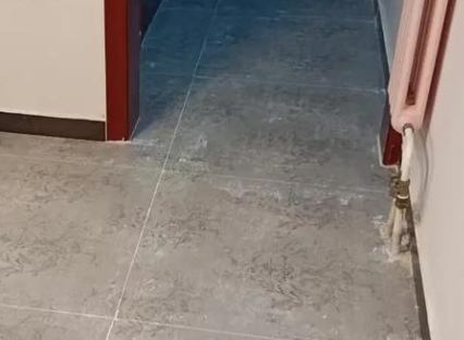 龙沙瓷砖空鼓维修公司分享下龙沙地砖空鼓了怎么办